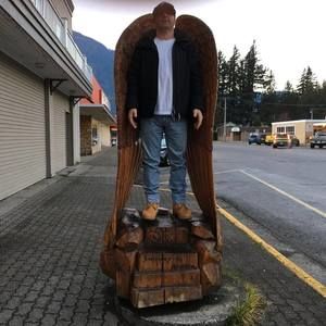 Meet your Posher, Bobby